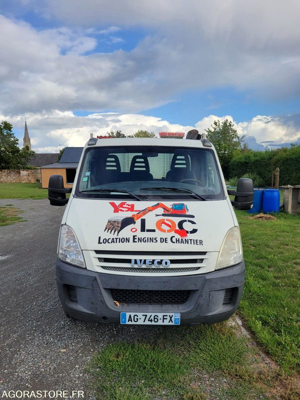 Transportbil med tippflak Iveco 35c12: bild 13