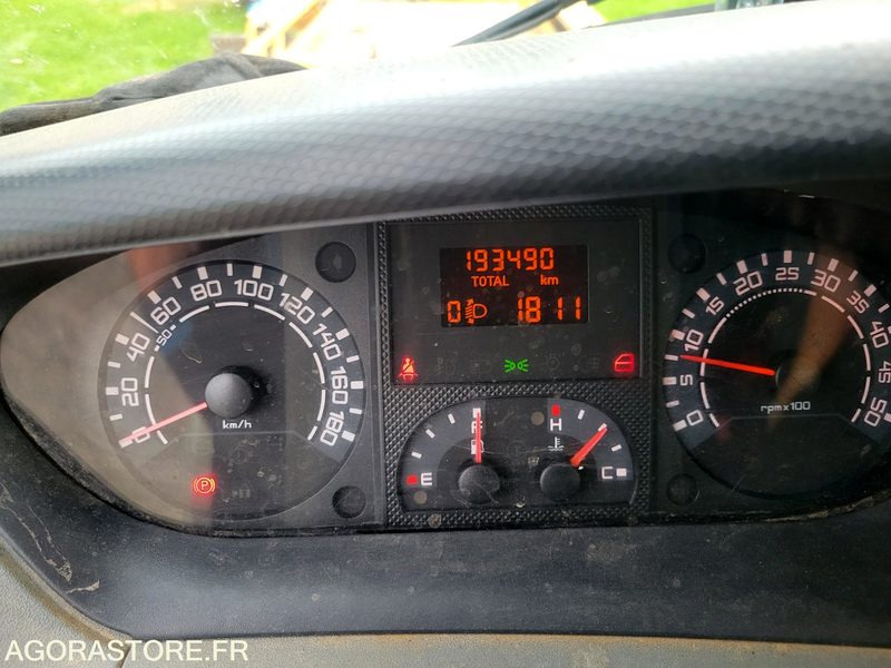 Transportbil med tippflak Iveco 35c12: bild 7