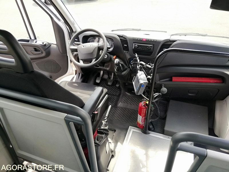 Iveco Daily Line - Minibuss, Persontransport: bild 5 Iveco Daily Line - Minibuss, Persontransport: bild 5
