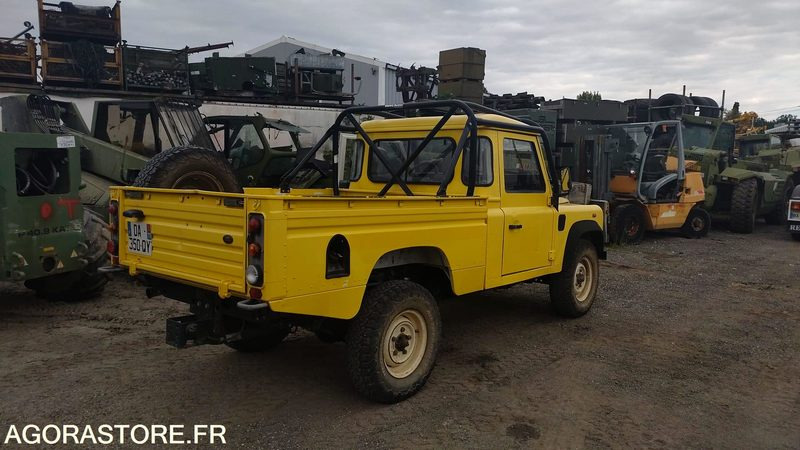 LAND ROVER DEFENDER - 2003 - 98879km - Personbil: bild 3 LAND ROVER DEFENDER - 2003 - 98879km - Personbil: bild 3