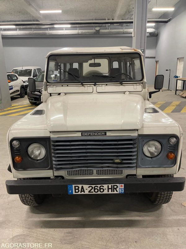 LAND ROVER DEFENDER I 110 2.5 Td5 Pickup 122cv BA-266-HR - SUV: bild 1 LAND ROVER DEFENDER I 110 2.5 Td5 Pickup 122cv BA-266-HR - SUV: bild 1