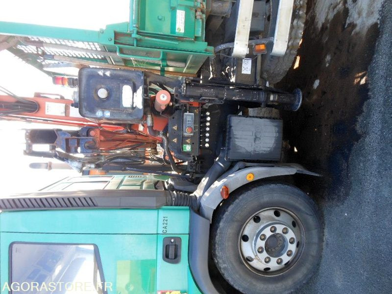 CAMION PTAC < 19 T IVECO 120E 18 (CA221) - Lastbil: bild 3 CAMION PTAC < 19 T IVECO 120E 18 (CA221) - Lastbil: bild 3