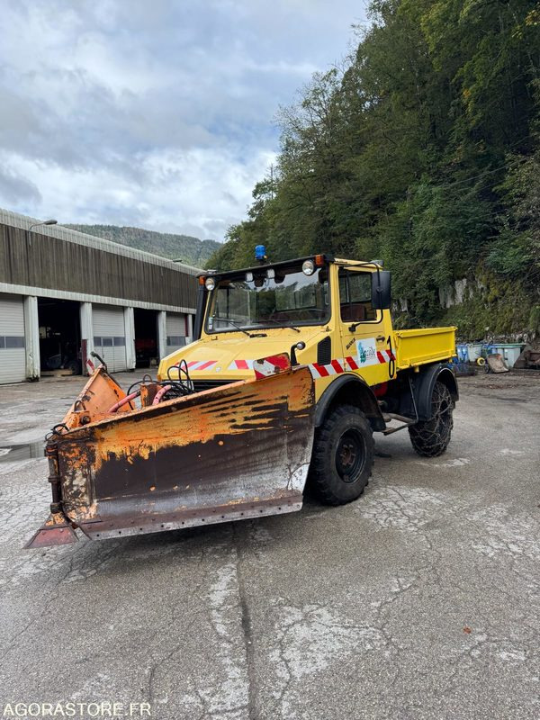 Mercedes Benz UNIMOG 1000 - 1982 - 30960kms - Lastbil: bild 1 Mercedes Benz UNIMOG 1000 - 1982 - 30960kms - Lastbil: bild 1
