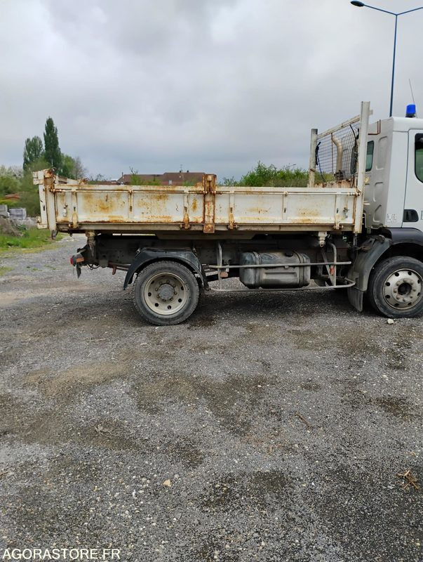 Poids Lourds Renault Midlum 909AAD51 13 Tonnes (4X2) - Lastbil: bild 2 Poids Lourds Renault Midlum 909AAD51 13 Tonnes (4X2) - Lastbil: bild 2