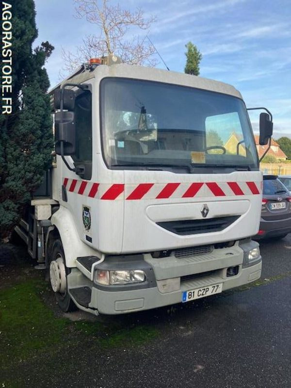 Renault Midliner (Nacelle) 2003 - 18441 kms - Lastbil: bild 3 Renault Midliner (Nacelle) 2003 - 18441 kms - Lastbil: bild 3