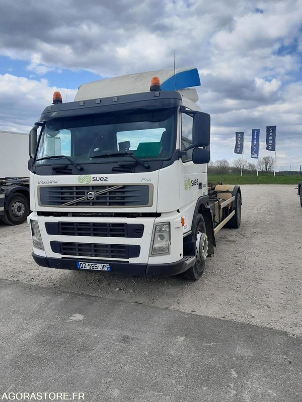 VOLVO19T/BRAS - DZ565JP - 2006 / 540 882 KM - Lastbil: bild 1 VOLVO19T/BRAS - DZ565JP - 2006 / 540 882 KM - Lastbil: bild 1