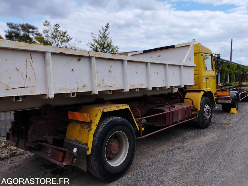Camion RENAULT AMPLIROLL-1988 - 838556 KMS - Lastbil: bild 2 Camion RENAULT AMPLIROLL-1988 - 838556 KMS - Lastbil: bild 2
