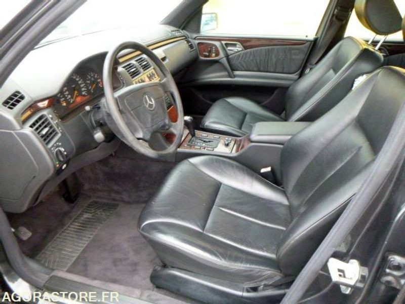 MERCEDES classe E 420 v8 W210 - 1996 - immatriculation espagnole - Personbil: bild 5 MERCEDES classe E 420 v8 W210 - 1996 - immatriculation espagnole - Personbil: bild 5