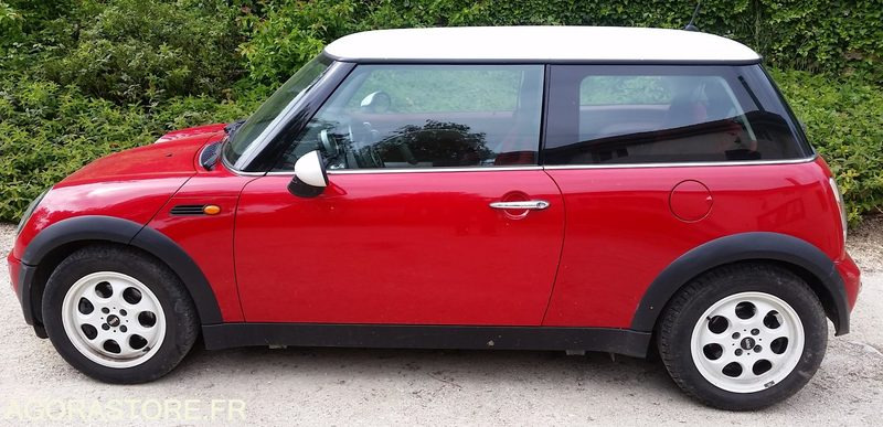 MINI COOPER 1.6 ESSENCE DE 12/2001 AVEC 123458 KM GARANTIS 1 ère MAIN - Personbil: bild 3 MINI COOPER 1.6 ESSENCE DE 12/2001 AVEC 123458 KM GARANTIS 1 ère MAIN - Personbil: bild 3