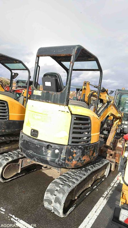 MINIPELLE BOBCAT E27 - 2014 / 2753 HEURES (PEL25G010270) - Grävmaskin: bild 1 MINIPELLE BOBCAT E27 - 2014 / 2753 HEURES (PEL25G010270) - Grävmaskin: bild 1