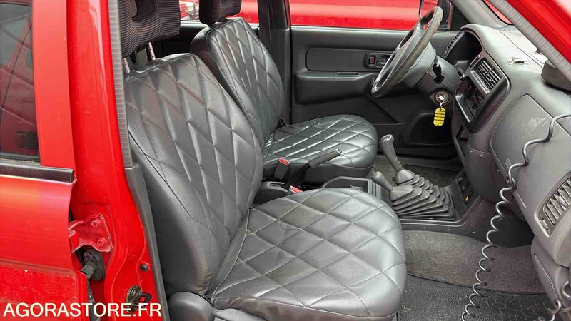 MITSUBISHI L200 - 109 427 Kms - 2004- 2881 XZ 74 - Personbil: bild 3 MITSUBISHI L200 - 109 427 Kms - 2004- 2881 XZ 74 - Personbil: bild 3
