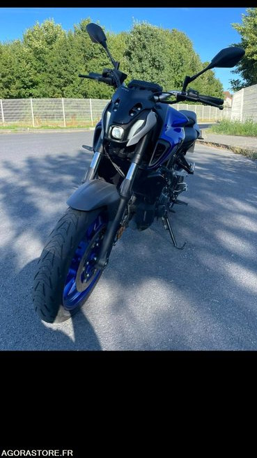 MOTO YAMAHA MT07 - 2021 - 10 500km - Motorcykel: bild 2 MOTO YAMAHA MT07 - 2021 - 10 500km - Motorcykel: bild 2