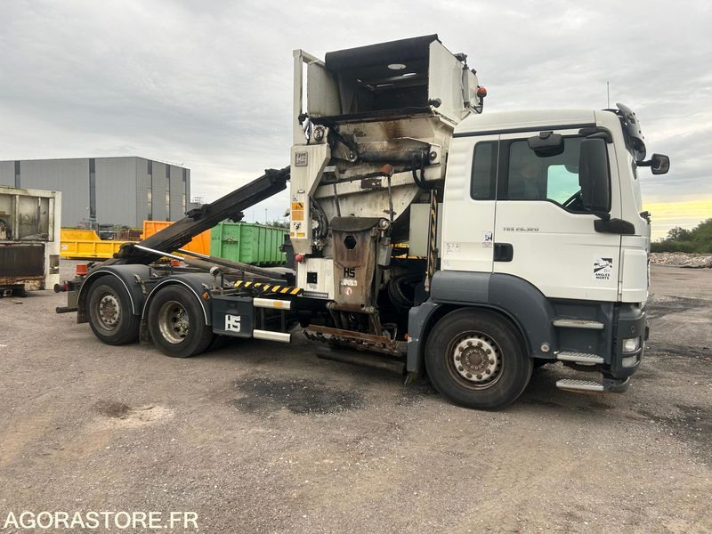 Man compacteur polybenne - 2011 - 325 000km - Sopbil: bild 1 Man compacteur polybenne - 2011 - 325 000km - Sopbil: bild 1