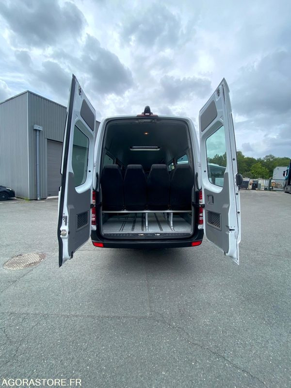Mercedes sprinter 08/2015 BVA 22+1 places peinture neuve 309000 kms - Minibuss, Persontransport: bild 4 Mercedes sprinter 08/2015 BVA 22+1 places peinture neuve 309000 kms - Minibuss, Persontransport: bild 4