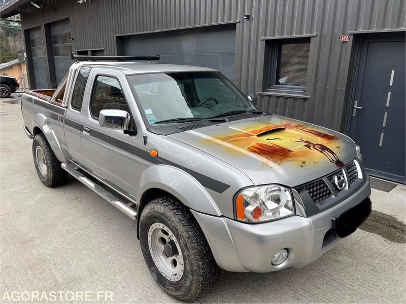 NISSAN NAVARA 4X4 83500 KMS 2003 - Personbil: bild 1 NISSAN NAVARA 4X4 83500 KMS 2003 - Personbil: bild 1