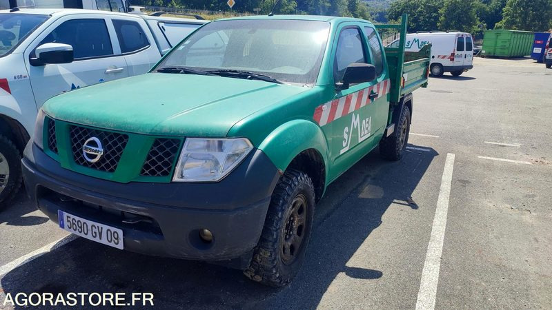 Nissan Pick-up Benne - Transportbil med flak: bild 2 Nissan Pick-up Benne - Transportbil med flak: bild 2