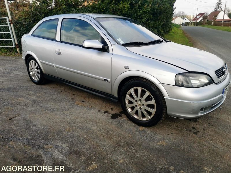 OPEL ASTRA - Personbil: bild 1 OPEL ASTRA - Personbil: bild 1