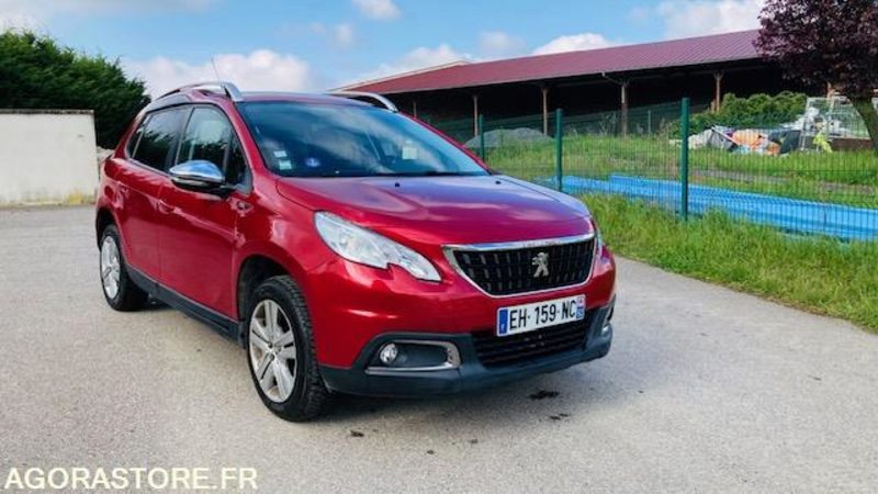 PEUGEOT 2008 1.2L STYLE - SUV: bild 1 PEUGEOT 2008 1.2L STYLE - SUV: bild 1