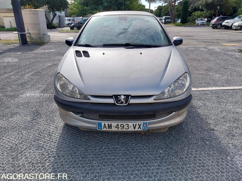 PEUGEOT 206 175742 kms 2004 - Personbil: bild 3 PEUGEOT 206 175742 kms 2004 - Personbil: bild 3
