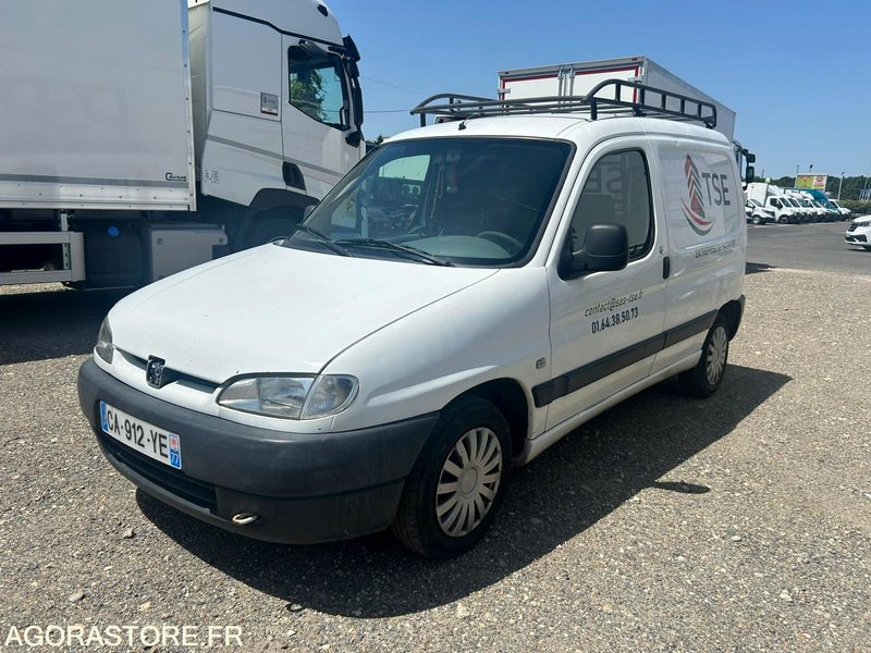 PEUGEOT PARTNER 1.9D 69CV 1999 273780KMS - Små skåpbil: bild 1 PEUGEOT PARTNER 1.9D 69CV 1999 273780KMS - Små skåpbil: bild 1