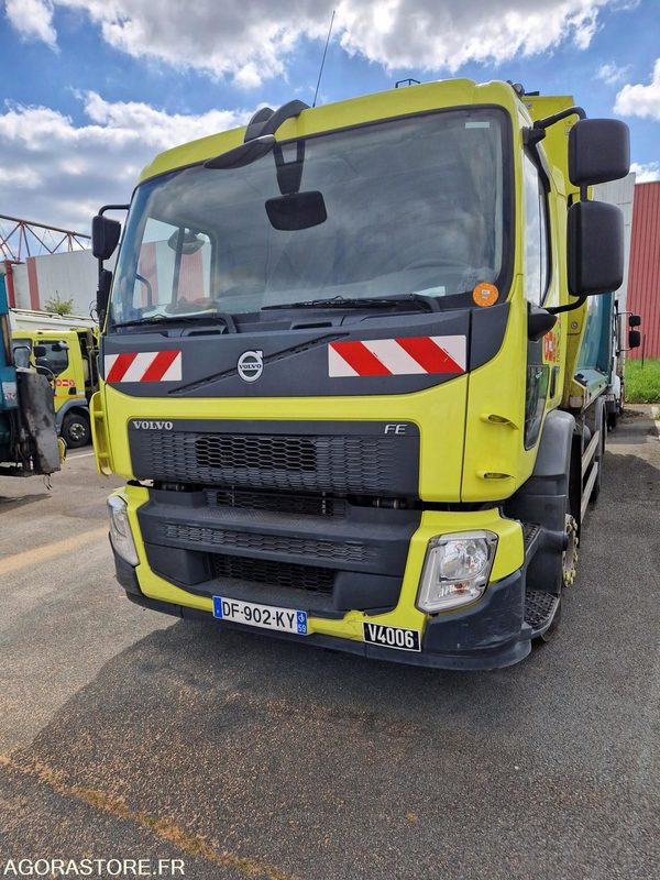 *PORTEUR BOM 26T VOLVO GEESINK - 2014 - - Sopbil: bild 1 *PORTEUR BOM 26T VOLVO GEESINK - 2014 - - Sopbil: bild 1
