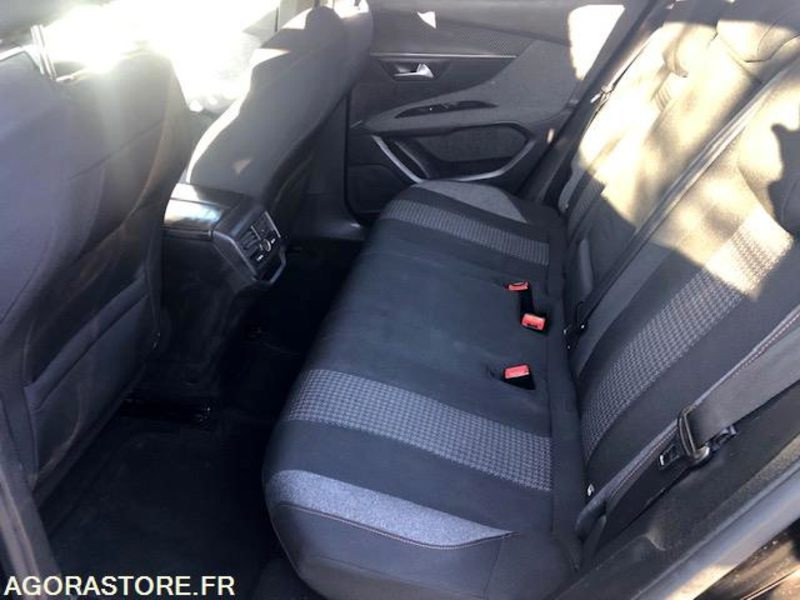 Peugeot 3008 BlueHdi 120 S&S Allure Business BOITE AUTO EAT8 - Courroie faite - Personbil: bild 5 Peugeot 3008 BlueHdi 120 S&S Allure Business BOITE AUTO EAT8 - Courroie faite - Personbil: bild 5