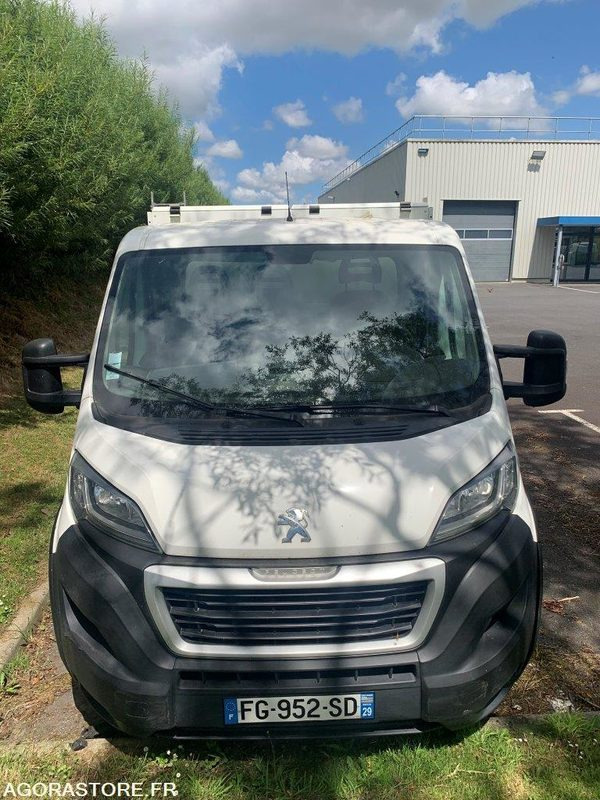 Peugeot Boxer Benne - 2019 - 76875 Kms - Skåpbil: bild 1 Peugeot Boxer Benne - 2019 - 76875 Kms - Skåpbil: bild 1