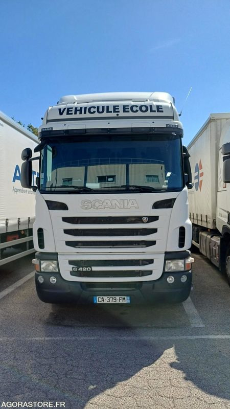 Porteur SCANIA G420 -2012 - (33294/CA-379-FM) - Lastbil med skåp: bild 1 Porteur SCANIA G420 -2012 - (33294/CA-379-FM) - Lastbil med skåp: bild 1