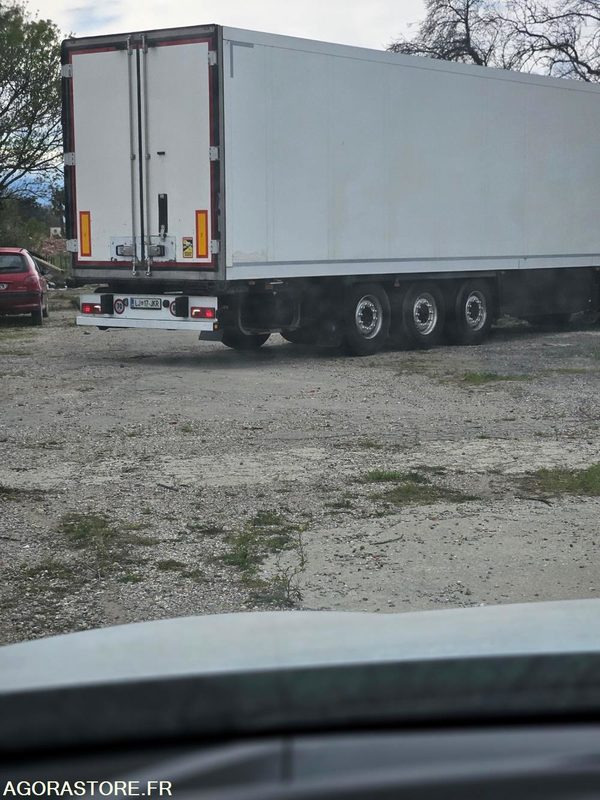 REMORQUE FRIGORIFIQUE SCHMITZ - 2008 - Kyl/ Frys semitrailer: bild 1 REMORQUE FRIGORIFIQUE SCHMITZ - 2008 - Kyl/ Frys semitrailer: bild 1