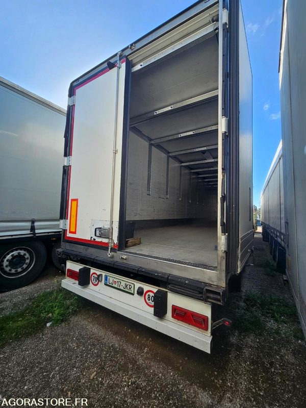 REMORQUE FRIGORIFIQUE SCHMITZ - 2008 - Kyl/ Frys semitrailer: bild 2 REMORQUE FRIGORIFIQUE SCHMITZ - 2008 - Kyl/ Frys semitrailer: bild 2