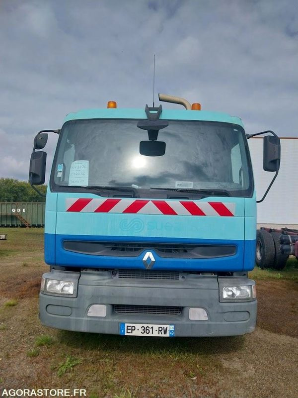 RENAULT 320-19 DCI / 2003 / 401 116 Km - Chassi lastbil: bild 2 RENAULT 320-19 DCI / 2003 / 401 116 Km - Chassi lastbil: bild 2