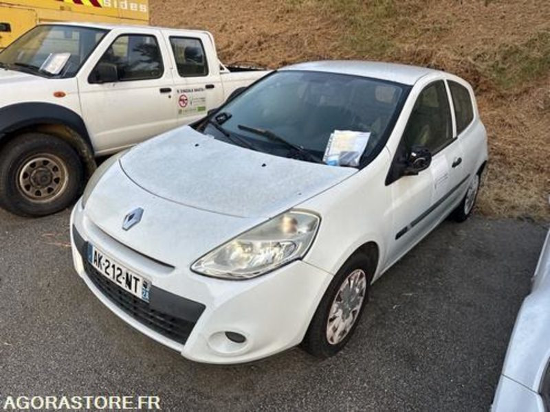 RENAULT CLIO - 2010 - 104062KM - AK212NT - Personbil: bild 2 RENAULT CLIO - 2010 - 104062KM - AK212NT - Personbil: bild 2