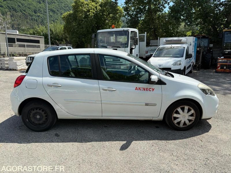 RENAULT CLIO - BV 230 MD - Personbil: bild 3 RENAULT CLIO - BV 230 MD - Personbil: bild 3