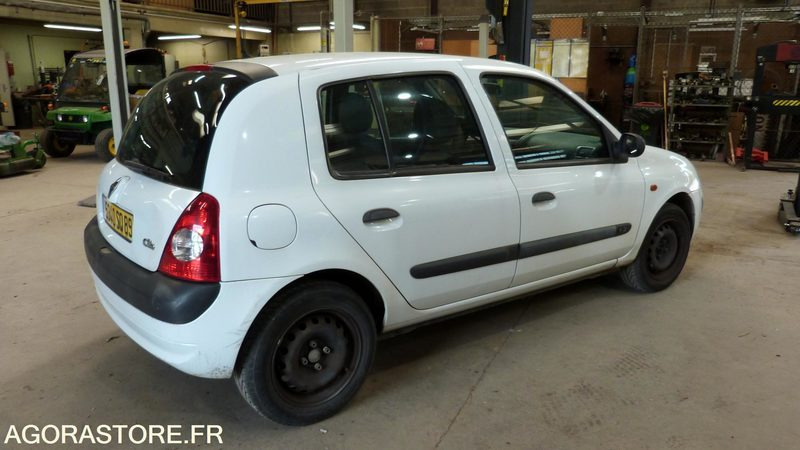 RENAULT CLIO - Personbil: bild 1 RENAULT CLIO - Personbil: bild 1