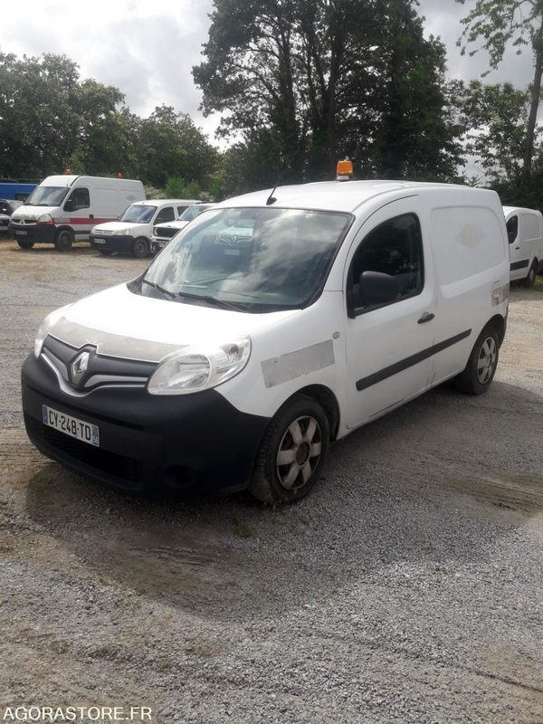 RENAULT KANGOO - 2013 / 303482 KM (CY248TD) - Små skåpbil: bild 2 RENAULT KANGOO - 2013 / 303482 KM (CY248TD) - Små skåpbil: bild 2