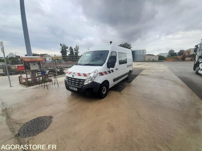 RENAULT MASTER 3T5 DOUBLE CABINE - 2011 / 285 800 KM - Skåpbil: bild 1 RENAULT MASTER 3T5 DOUBLE CABINE - 2011 / 285 800 KM - Skåpbil: bild 1
