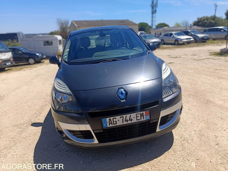 RENAULT SCENIC III 1.5 DCI 110CV - 2009 - 155000KMS - Personbil: bild 3 RENAULT SCENIC III 1.5 DCI 110CV - 2009 - 155000KMS - Personbil: bild 3