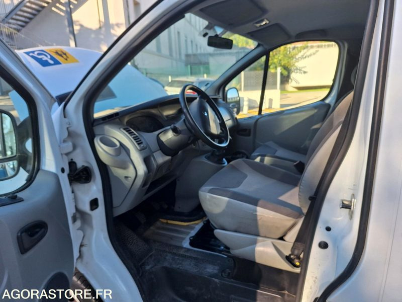 RENAULT TRAFIC - Minibuss, Persontransport: bild 5 RENAULT TRAFIC - Minibuss, Persontransport: bild 5