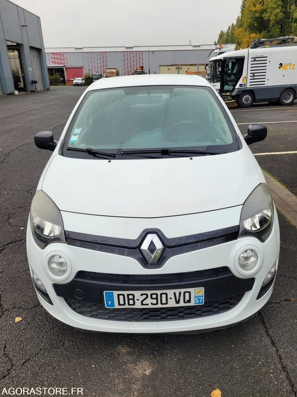 RENAULT TWINGO - DB-290-VQ - VIN VF1CNJ10550142907 - Personbil: bild 2 RENAULT TWINGO - DB-290-VQ - VIN VF1CNJ10550142907 - Personbil: bild 2