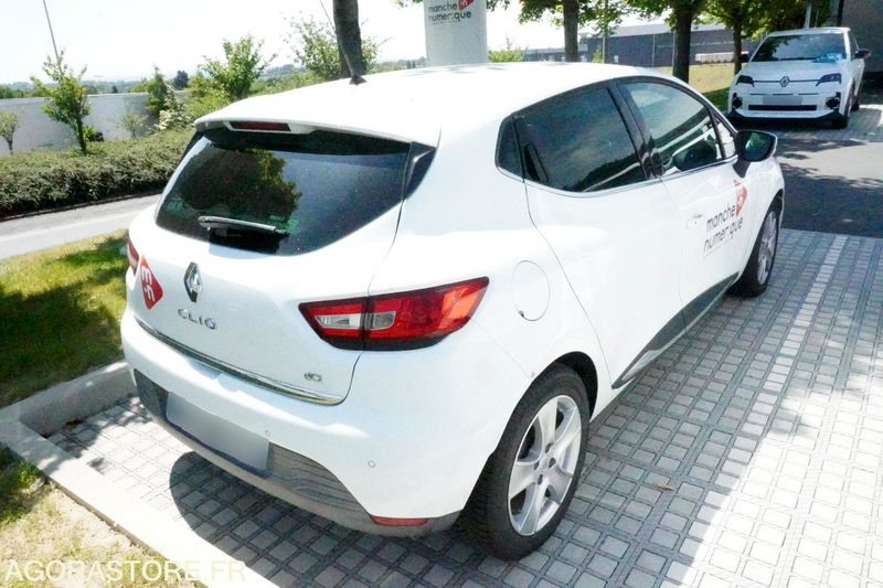 Renault Clio 4 124964 kms 2013 - Personbil: bild 3 Renault Clio 4 124964 kms 2013 - Personbil: bild 3