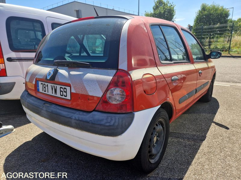 Renault Clio - 781YW69 - Personbil: bild 3 Renault Clio - 781YW69 - Personbil: bild 3