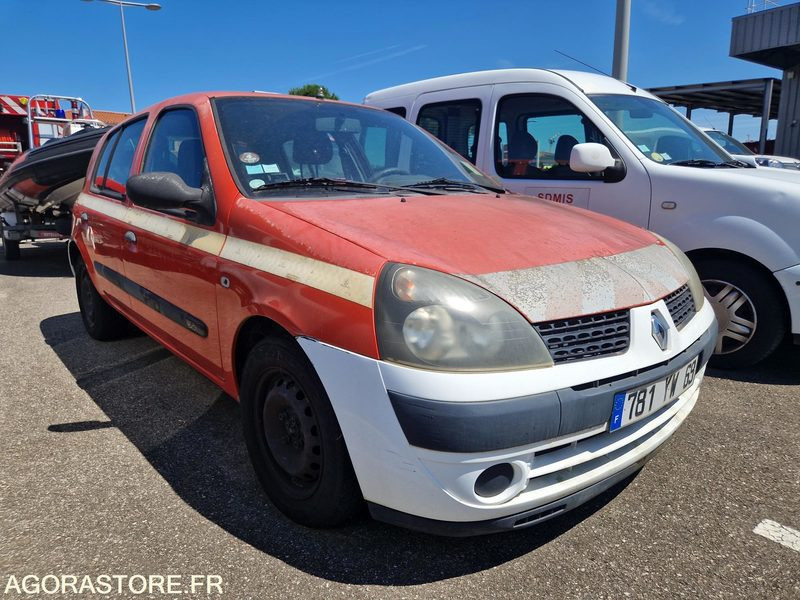 Renault Clio - 781YW69 - Personbil: bild 2 Renault Clio - 781YW69 - Personbil: bild 2