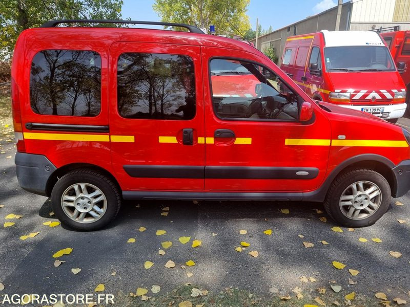 Renault Kangoo 4x4 - 9031 YE 63 - 2006 - Små skåpbil: bild 4 Renault Kangoo 4x4 - 9031 YE 63 - 2006 - Små skåpbil: bild 4