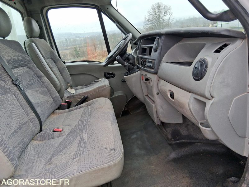 Renault Master 120 DCI - Transportbil med tippflak: bild 5 Renault Master 120 DCI - Transportbil med tippflak: bild 5