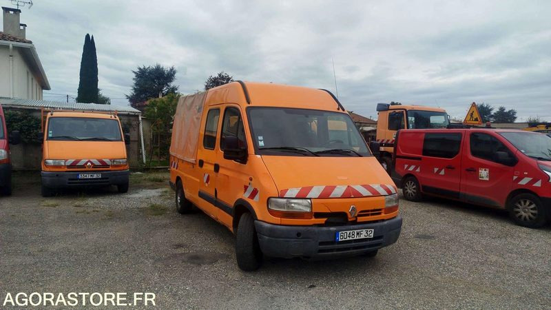 Renault - Master - 2003 - 417490 kms - Skåpbil: bild 1 Renault - Master - 2003 - 417490 kms - Skåpbil: bild 1