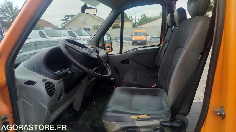 Renault - Master - 2003 - 417490 kms - Skåpbil: bild 5 Renault - Master - 2003 - 417490 kms - Skåpbil: bild 5