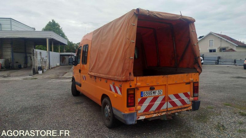 Renault Master - 6399-MF-32 - 2003 - 364888km - Skåpbil: bild 4 Renault Master - 6399-MF-32 - 2003 - 364888km - Skåpbil: bild 4