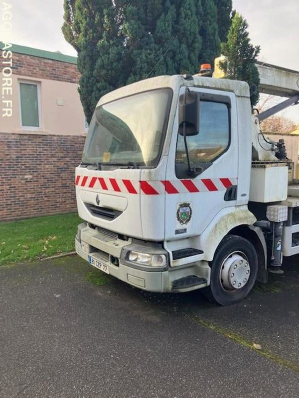Renault Midliner (Nacelle) 2003 - 18441 kms - Billift: bild 1 Renault Midliner (Nacelle) 2003 - 18441 kms - Billift: bild 1