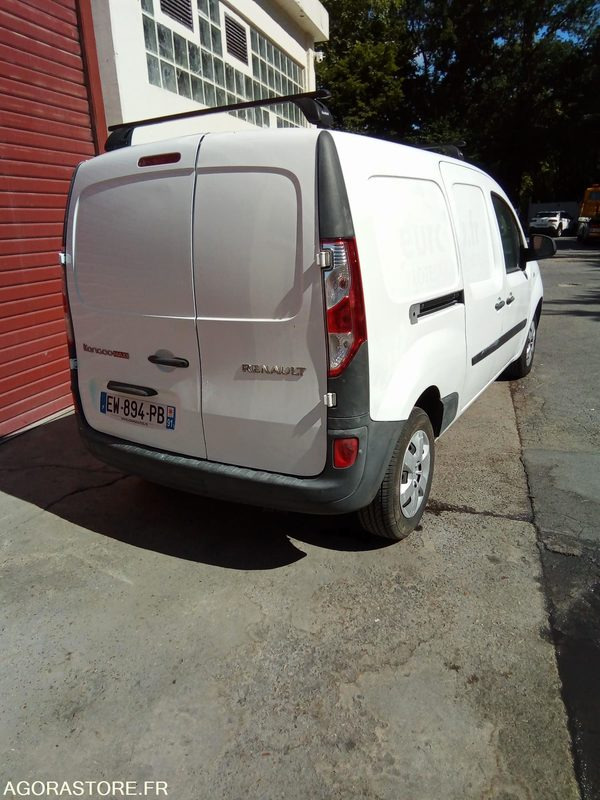 Renault maxi Kangoo 1.5 dci 90 CV 3 places clim - 2018 - 136 207km - Små skåpbil: bild 4 Renault maxi Kangoo 1.5 dci 90 CV 3 places clim - 2018 - 136 207km - Små skåpbil: bild 4