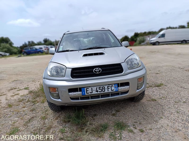 TOYOTA RAV4 - 2002 - 212500KMS - SUV: bild 2 TOYOTA RAV4 - 2002 - 212500KMS - SUV: bild 2